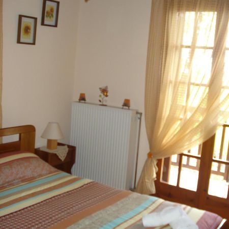 Hotel Alkmini Áyios Dhimítrios Zewnętrze zdjęcie