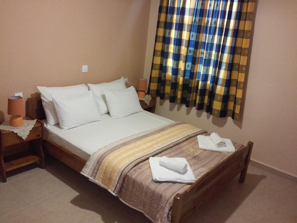 Hotel Alkmini Áyios Dhimítrios Zewnętrze zdjęcie
