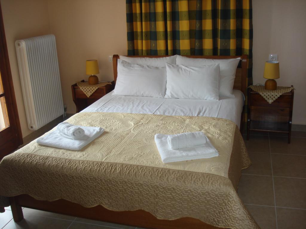 Hotel Alkmini Áyios Dhimítrios Zewnętrze zdjęcie