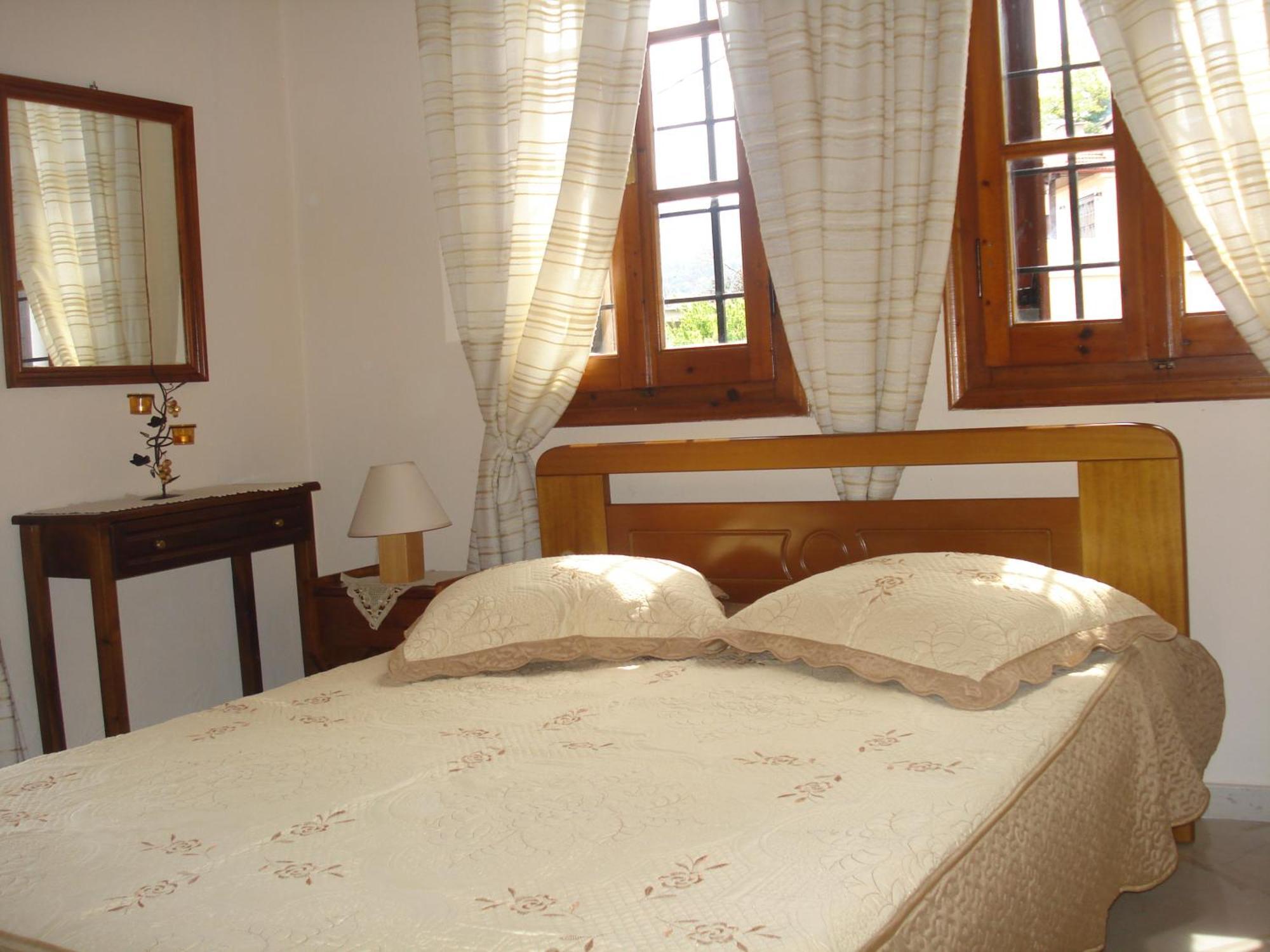 Hotel Alkmini Áyios Dhimítrios Zewnętrze zdjęcie